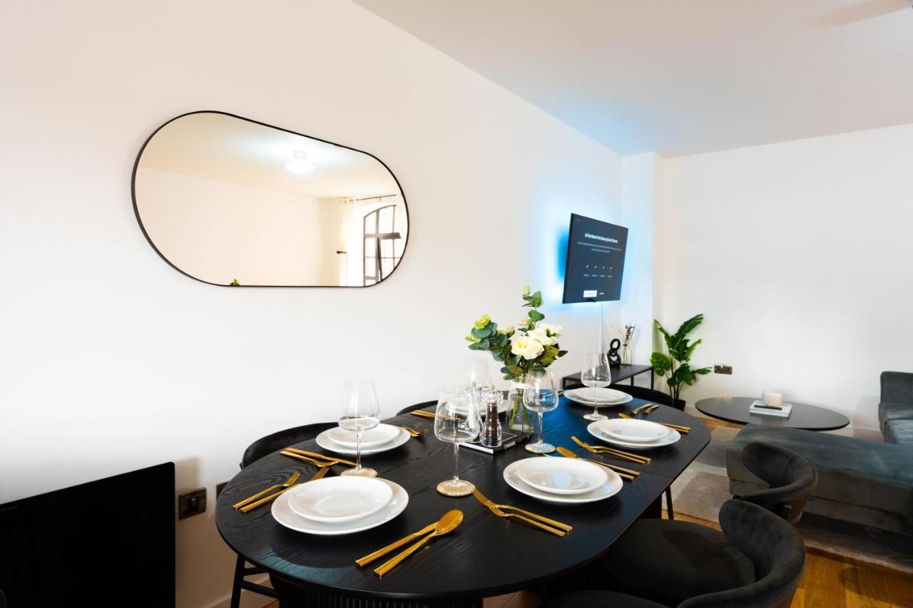 Stunning Townhouse With Pool Table Villa Birmingam Exterior foto